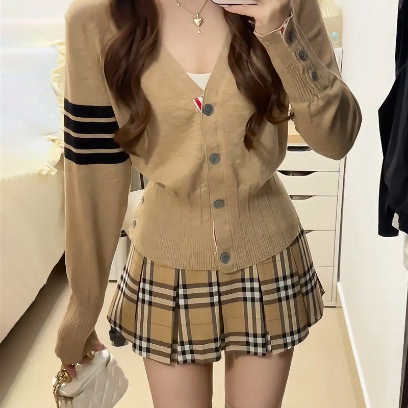 大码胖mm秋季套装女收腰针织开衫高腰格纹半身裙韩系学院风两件套