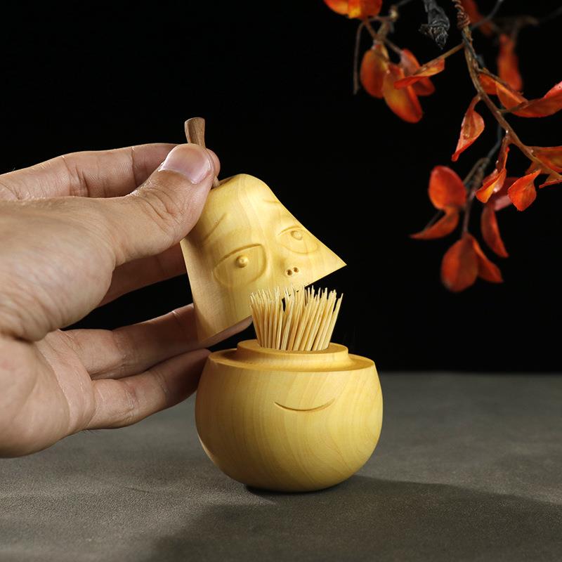 黄杨卡通脸梨木雕梨子牙签盒个创性可爱牙签筒家用餐意厅制水果叉