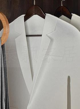 现代简全假屋JJ设计展厅衣柜真毛毡衣极仿服模软装饰品摆件组合