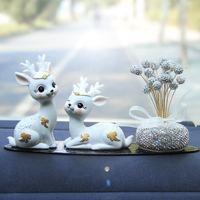 WV一路台平BLQ安鹿汽车件2025新款车载8中控摆上车内装饰用品大全