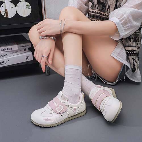 2026夏季新款拼色可爱小白鞋韩版