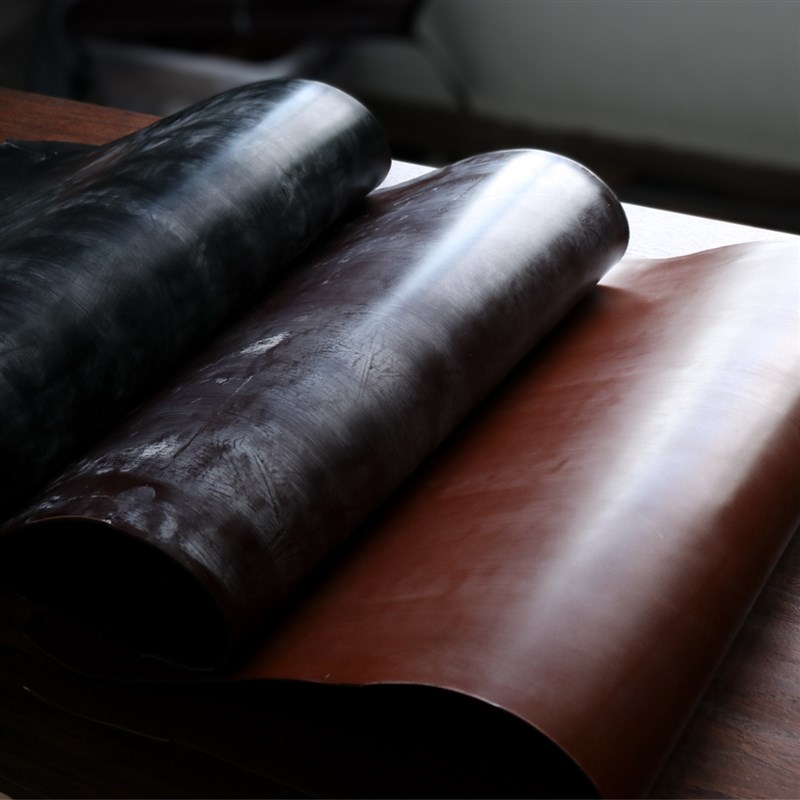 18皮革 意大利黑色酒红色 植鞣革 头层牛皮 马缰革X 手工皮带料