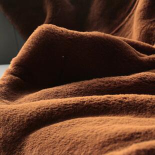 简现代民咖色卡兔床尾巾毛搭毯沙发床搭售约楼部酒店宿装饰无品牌