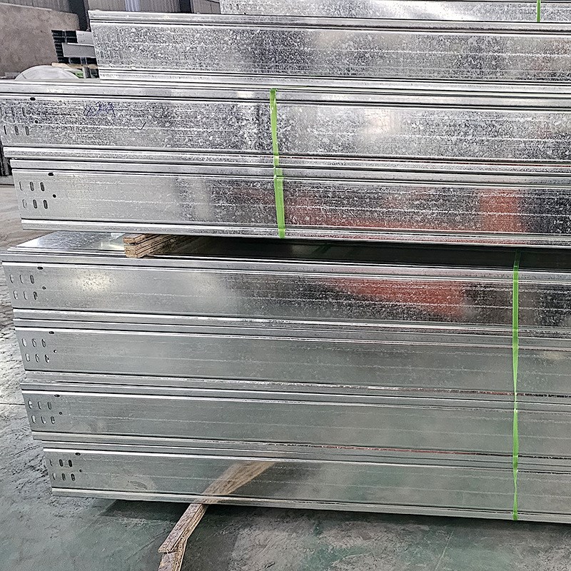 槽式桥架 200*100大跨距镀锌热浸锌防火桥架电缆桥架钢制支架