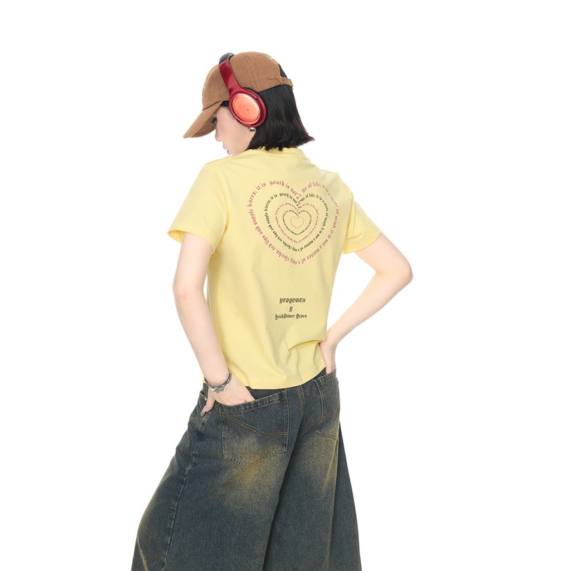 2025新款正肩短袖T恤女夏季潮牌心形印花街头风潮流短款半袖上衣