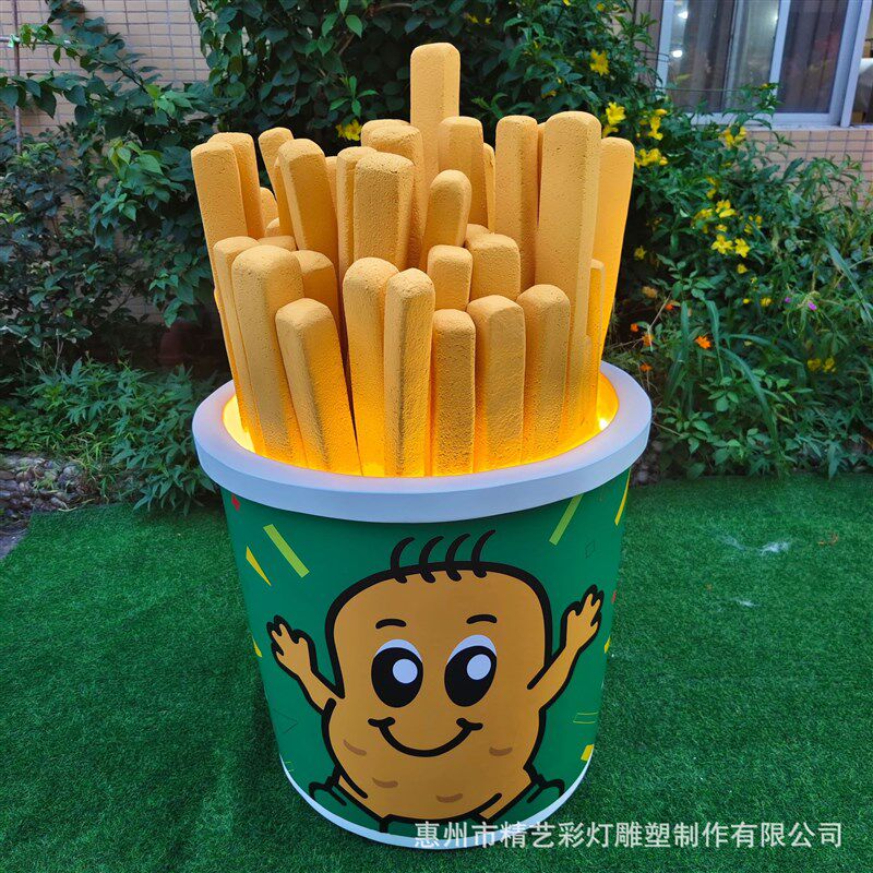 玻璃钢雕塑定制大号薯条桶泡沫雕塑餐饮门头M商场户外景观美陈摆