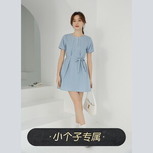 奈格薇儿小个子韩版夏季连衣裙女2025新款纯棉多巴胺绑带a字短裙