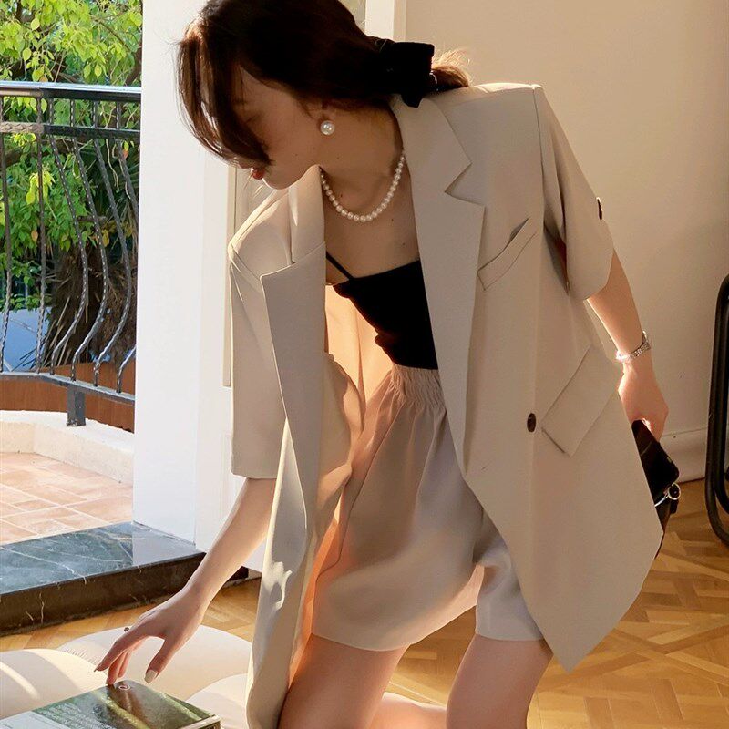 薄款西装套装女夏季小个子2025新款设计感气质显瘦休闲短裤两件套