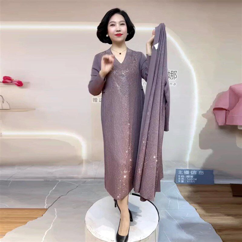 妈妈喜婆婆婚宴礼服大码遮肚平时可穿高贵秋款V领套头提花连衣裙