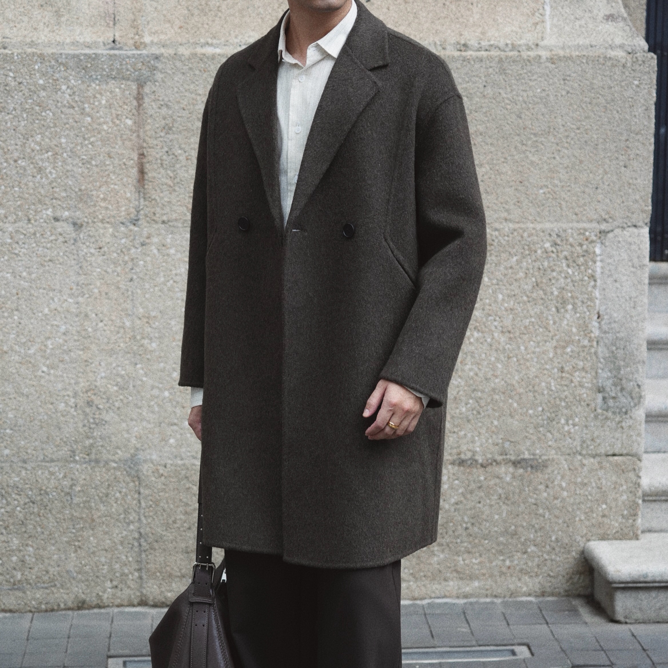 绵羊毛混纺复古极简风毛呢大衣