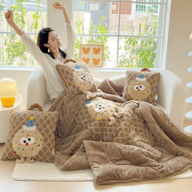 加厚保载卡通可抱枕被子两用二合一F98HT6JT暖毛毯车靠垫办公室午
