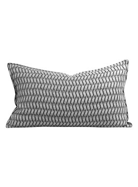 现代简约J字母刺绣靠枕黑白色儿童房G样板房抱枕客厅沙发腰枕线条