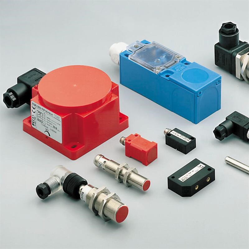 AECO原装进口接近开关SI12-C2 PNP NC H传感器SIA05-CE NPN NO+NC