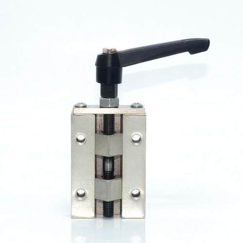 SVCK30直线导轨夹持器 米制规格 把手型直线导轨夹具SVCK30