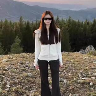 正肩修身女款卫衣外套春春季衣服连帽衫收腰紧身短款上衣2026新款