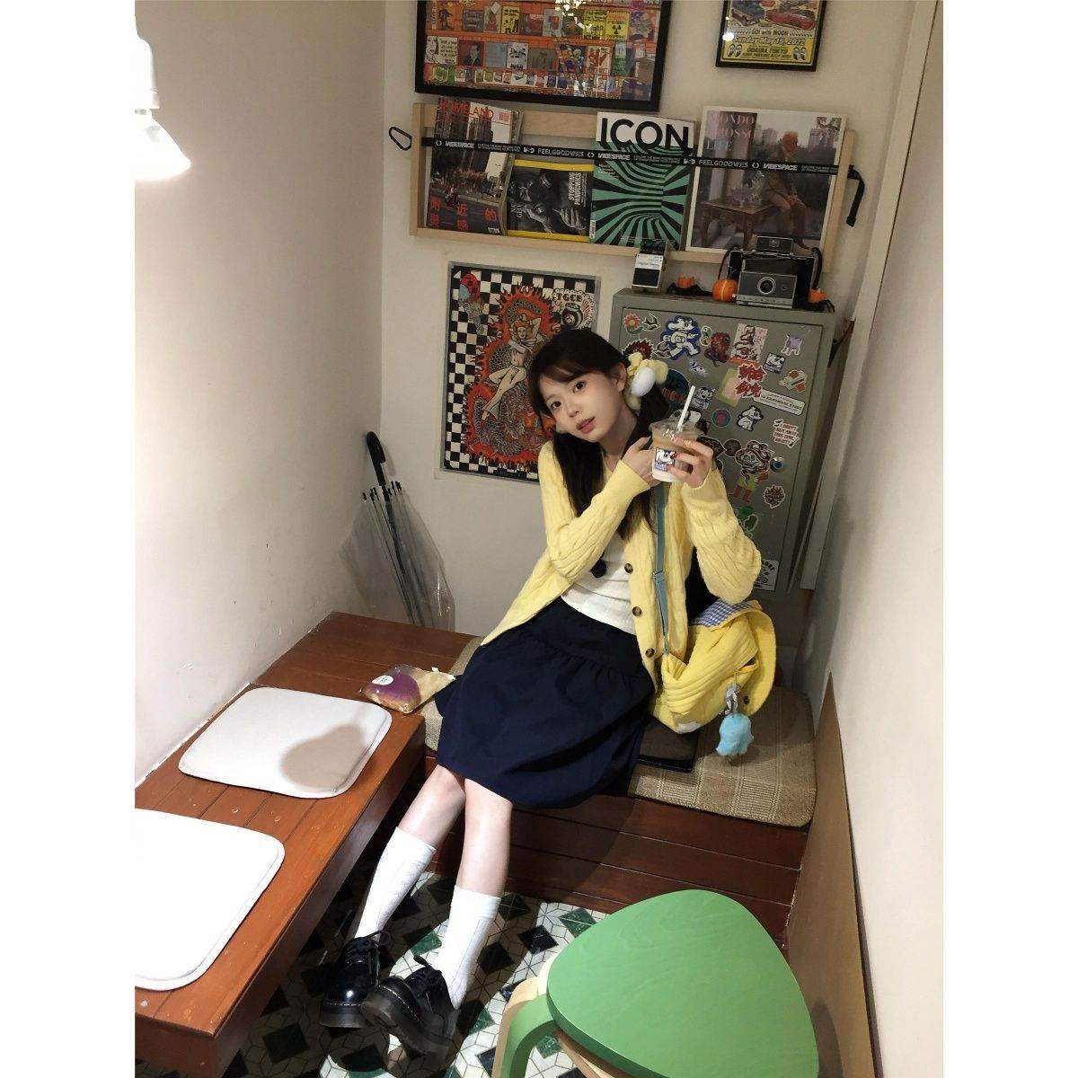 法式复古温柔奶黄色麻花毛衣开衫针织衫女春春季显瘦长袖修身外套