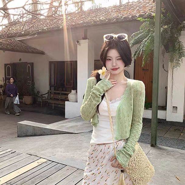2026夏季田园少女感短款镂空绿色开衫蕾丝吊带碎花半身裙三件套