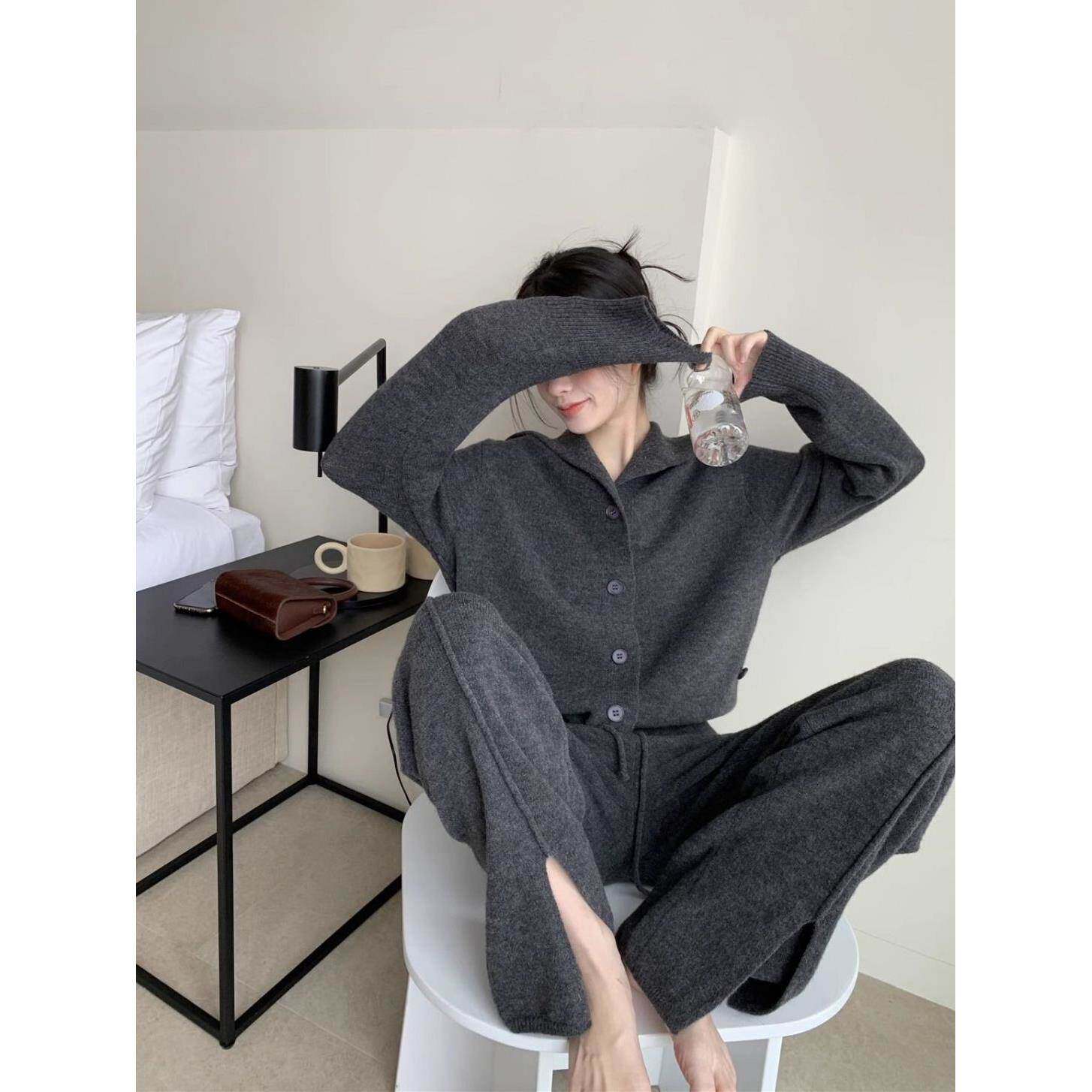 休闲灰色时尚针织套装女秋冬新款韩版宽松慵懒风开叉阔腿裤两件套