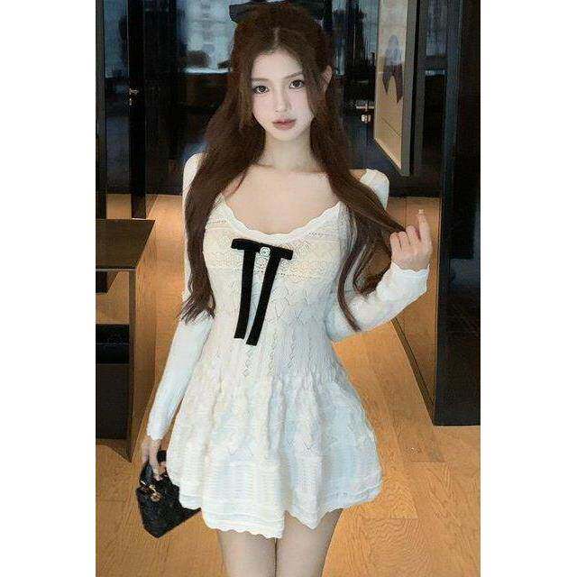 韩版小清新甜美蝴蝶结领纯欲长袖收腰花边洋气针织短款连衣裙秋