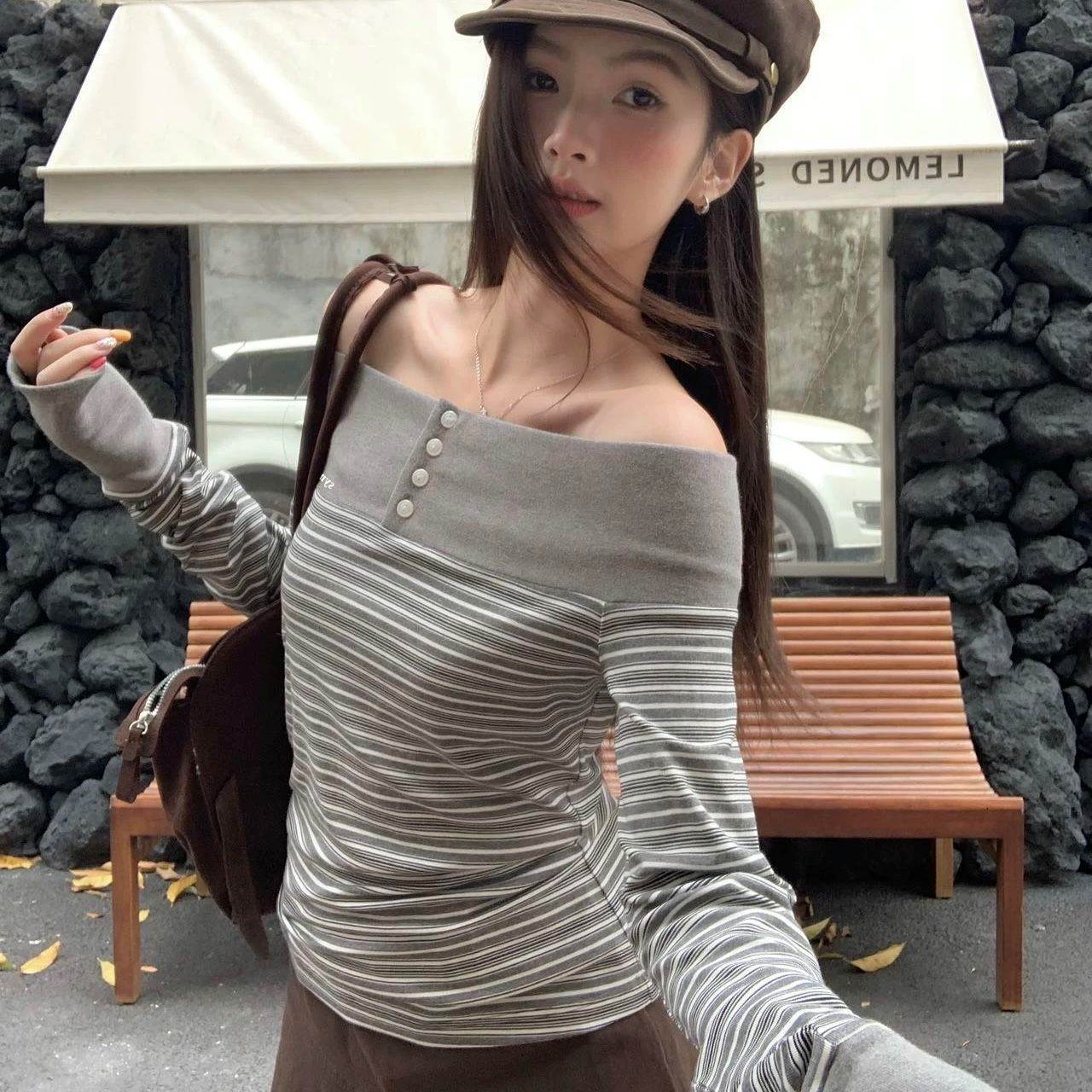 复古条纹拼接一字肩莱赛尔恤上衣女辣妹修身显瘦露肩上衣韩版潮