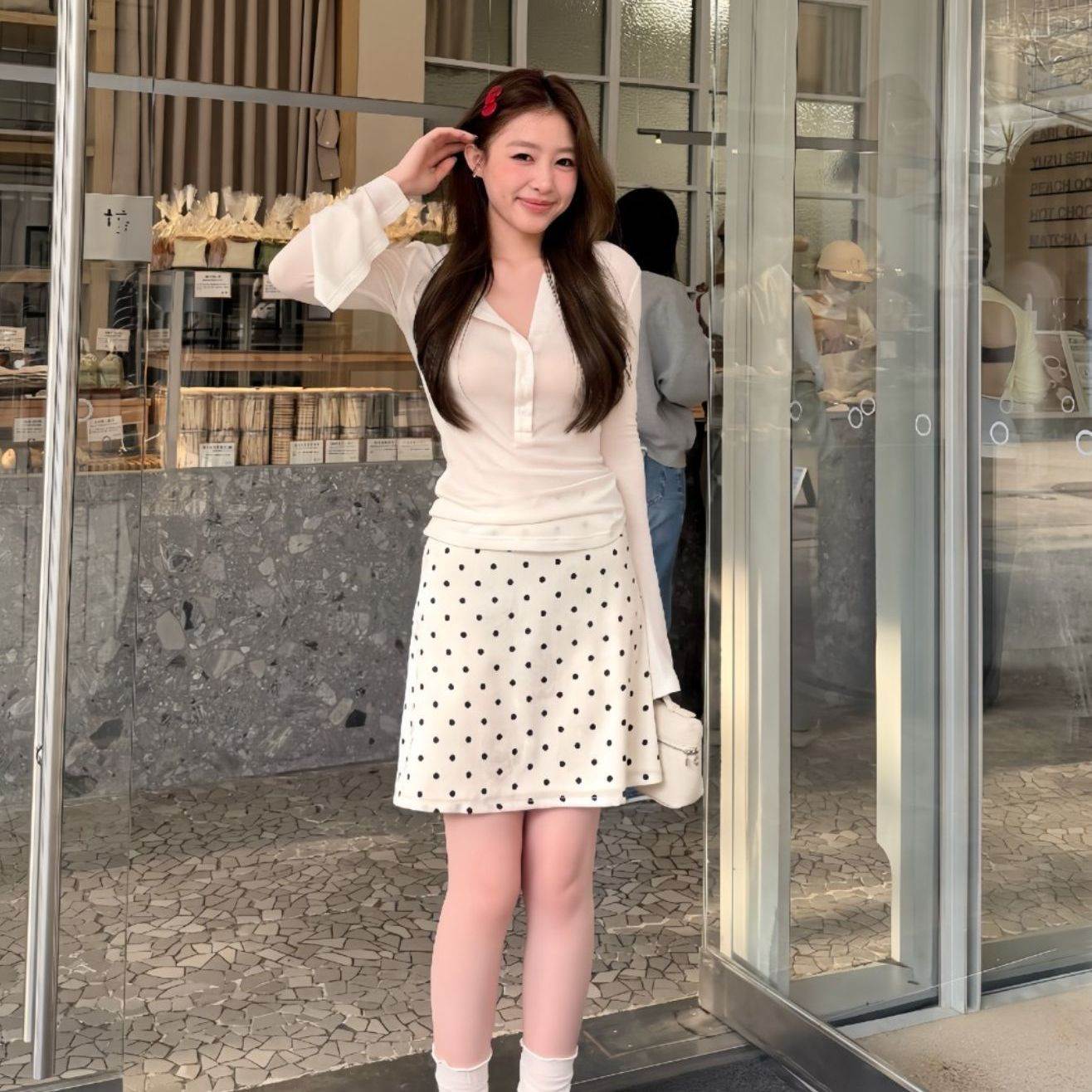 纯欲风喇叭袖修身显瘦百搭上衣设计感减龄提花波点半身裙