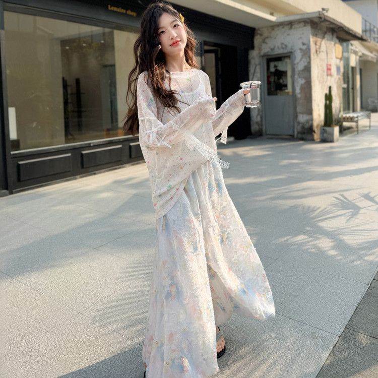 女童夏季套装2026新款中大童吊带背心防晒恤碎花花苞裙裤三件套