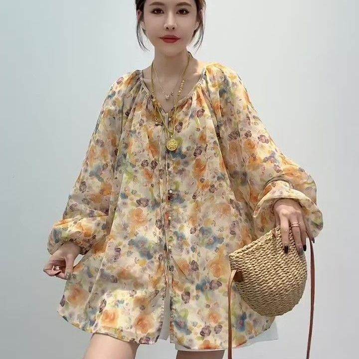 法式橘调油画碎花灯笼袖雪纺衬衫女夏季大码防晒罩衫碎花衫上衣潮