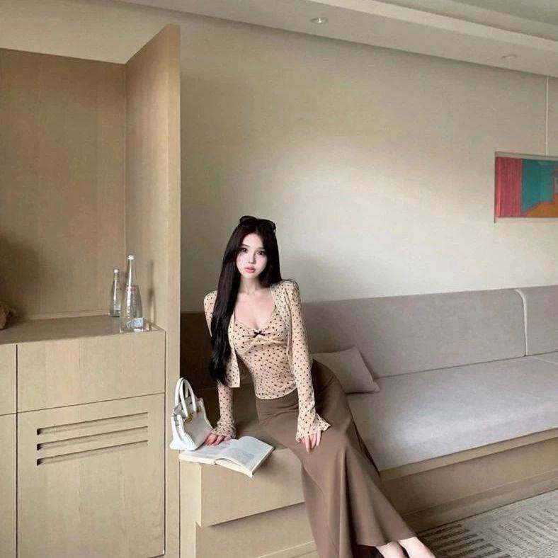 韩系温柔风波点长袖开衫内搭吊带背心女早秋显瘦半身裙上衣三件套