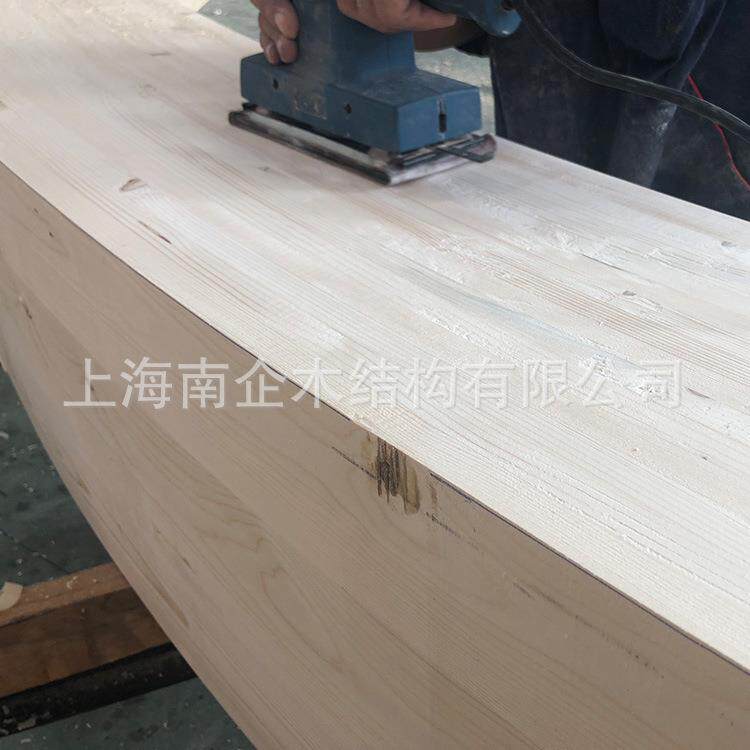 弧VRX胶合木梁花旗松胶樟合木方弯曲梁子松木形材可打孔开槽预制
