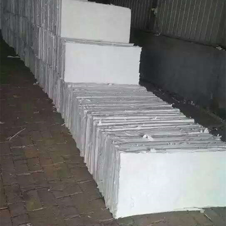 复合硅酸盐保温隔热板