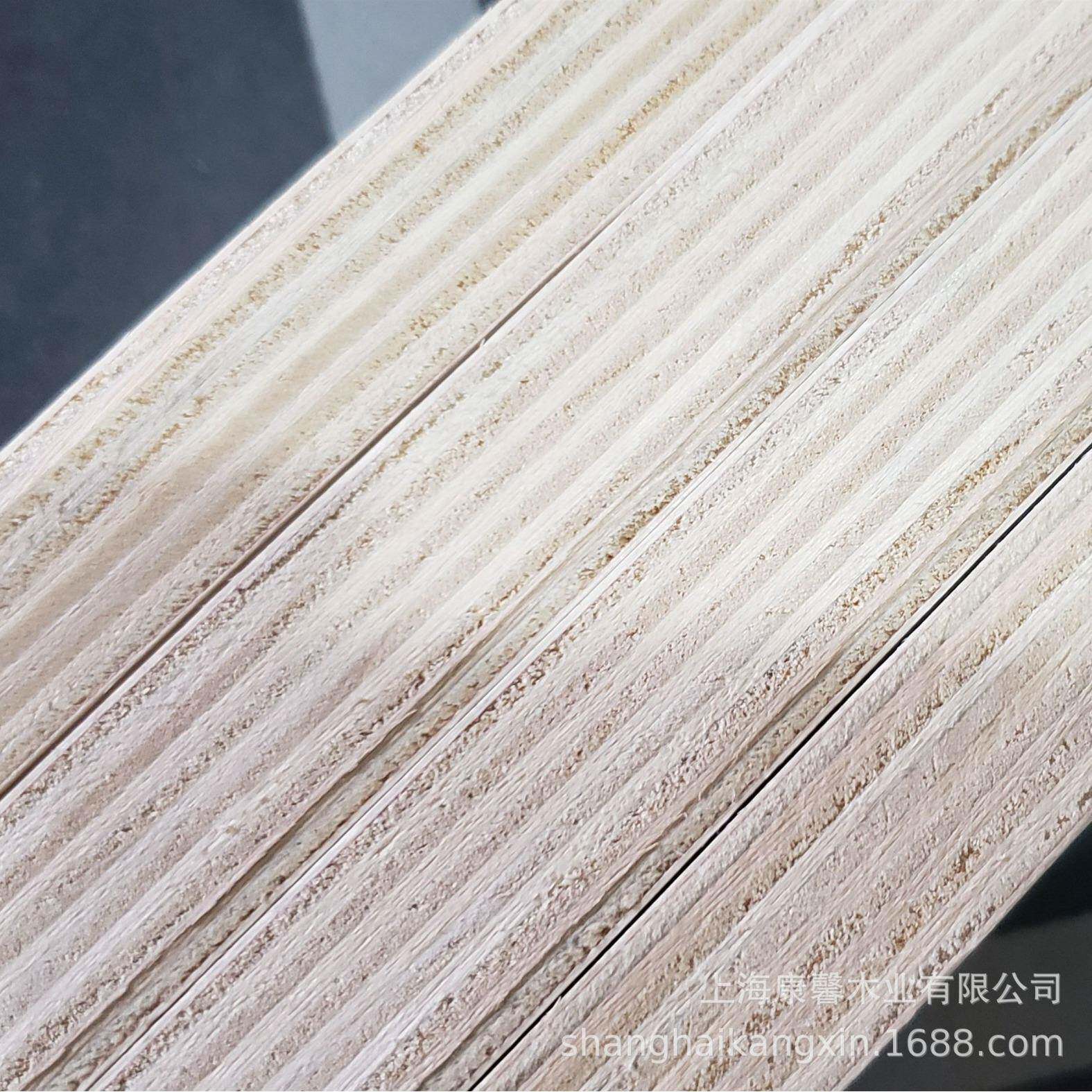 杨木芯多多层板3-25mm纯白