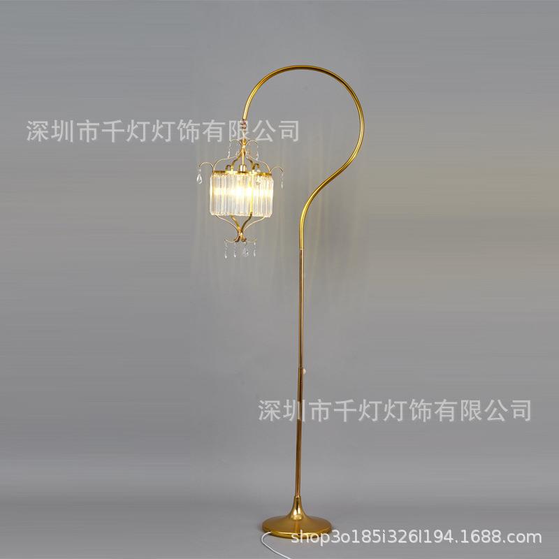 新婚款婚庆道灯具法式宫廷水晶路引场礼T台地布KEM置道具橱窗展