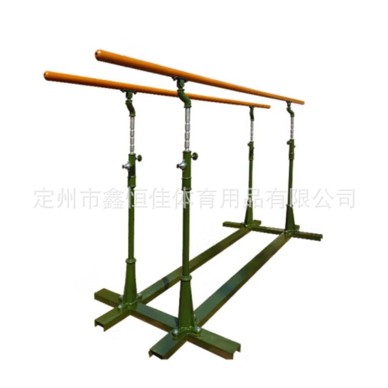 体操比赛训练双杠单杠