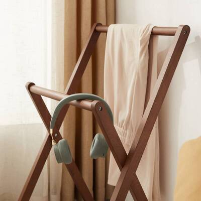 6R床边挂衣架床头晚上放衣服折叠收纳架实木隔夜衣挂杆卧室落地衣