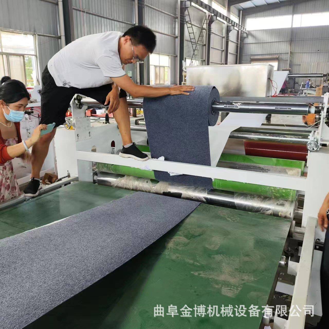 卷对卷复对PVC防滑地地垫复复合机膜上涂胶卷卷平贴机橡胶垫隔音