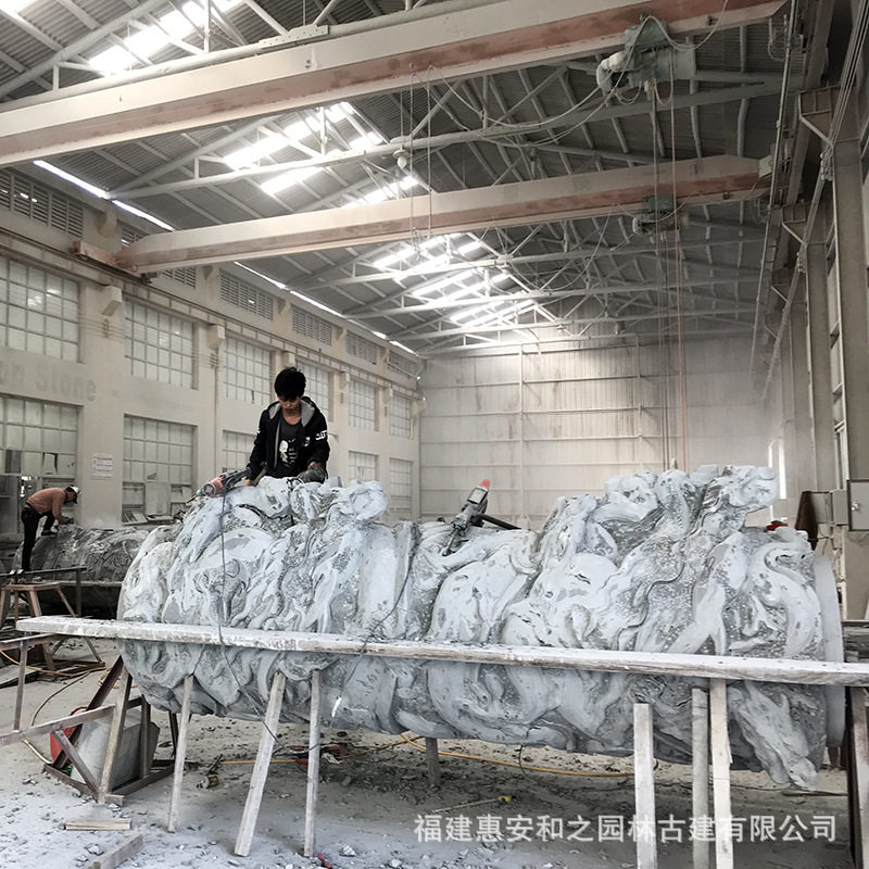 花岗岩石雕龙柱 双龙浮雕石柱子雕刻 龙纹生动形象 立体效果好