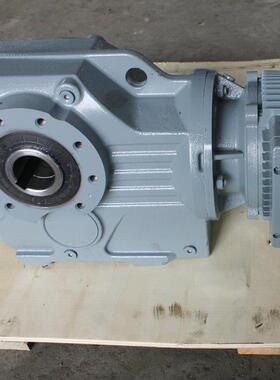 K减速无品牌/电机KA77-13.52-11W法不含电机兰连接齿轮减速机