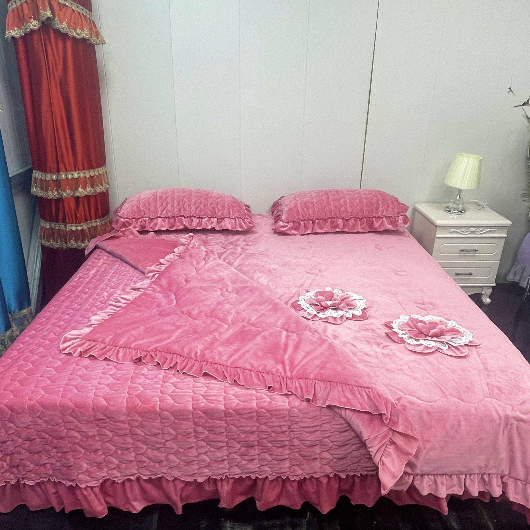 款绒被套四季斤被子VCY保暖新花款绗缝棉床盖边盘花含枕套夹四件