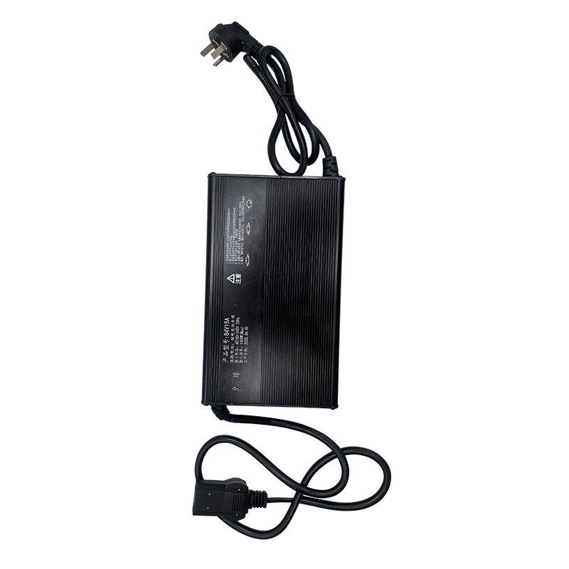 现货 大功率全智能充电机48v60v72v10A15A18A 微电脑电动车充电器