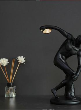 代简现摆约创意动S0538员人物雕塑件办公室书运柜茶几软装搭配家