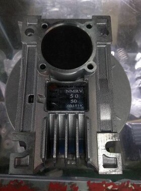 减速机 RV050  1:15 80B5 输入孔19mm  输出孔25mm蜗轮蜗杆减速机