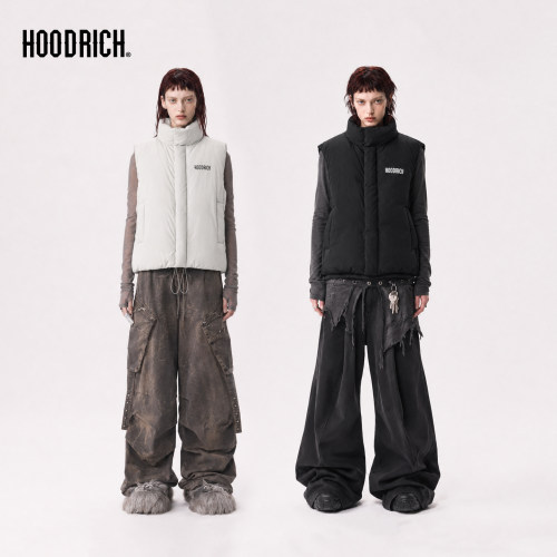HOODRICH90白鸭绒基础款字母印花羽绒马甲冬季保暖蓬松外套男款