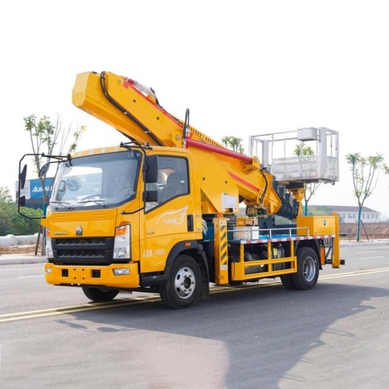 高空作业车2米折臂式登高升降平台户外电路潜修广告牌安装作业车