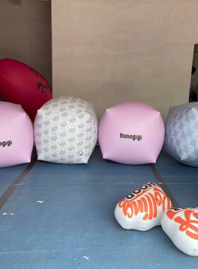 P模VC充气喷抱枕绘气方形异形球气小大透明RNQ磨砂方块