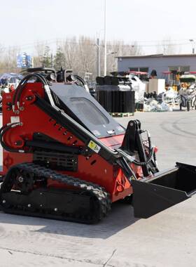 外贸出口HIGHTOP滑移装载机迷你室内破拆铲车多功能滑移装载车