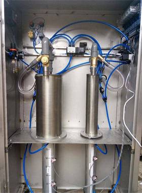 Semi-automati装cfillngmachine半装BRZ自动灌i机自定量灌设备