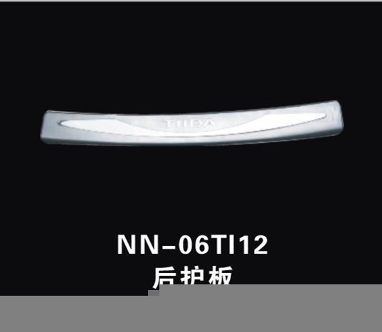 专用于05-10款颐达后护板骐达专用不锈钢后杠饰条尾门踏板改装贴