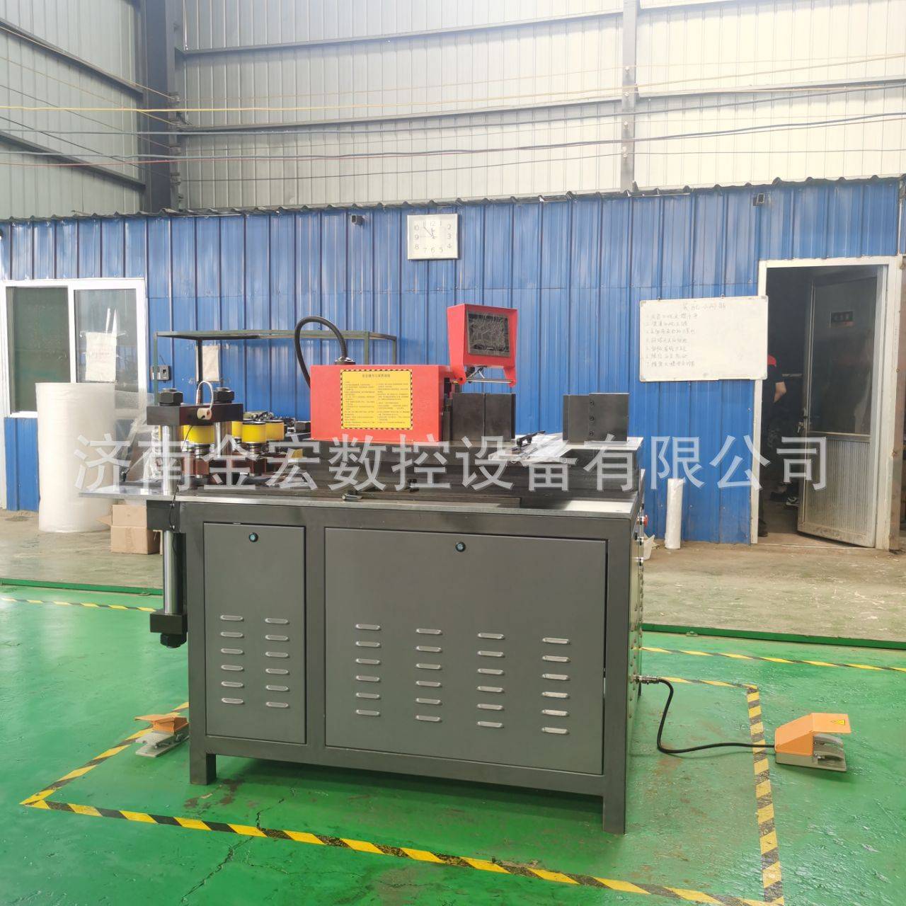 定制冲孔机  双台面数控PLC系统503母线加工机 定制冲孔机