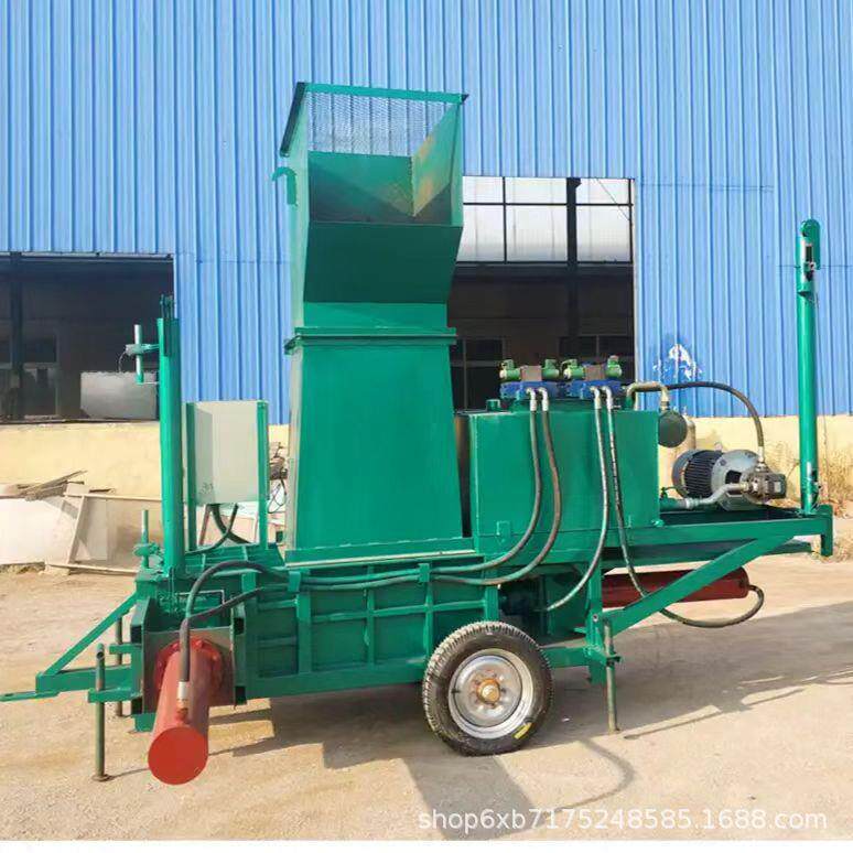 立式牛羊饲料发酵液压压块机卧式秸秆液压打包机青储饲料压块机