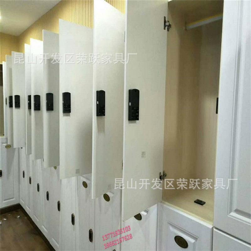 木质足疗房温泉馆更衣柜洗浴中心浴场木质换衣柜桑拿房木质储物柜